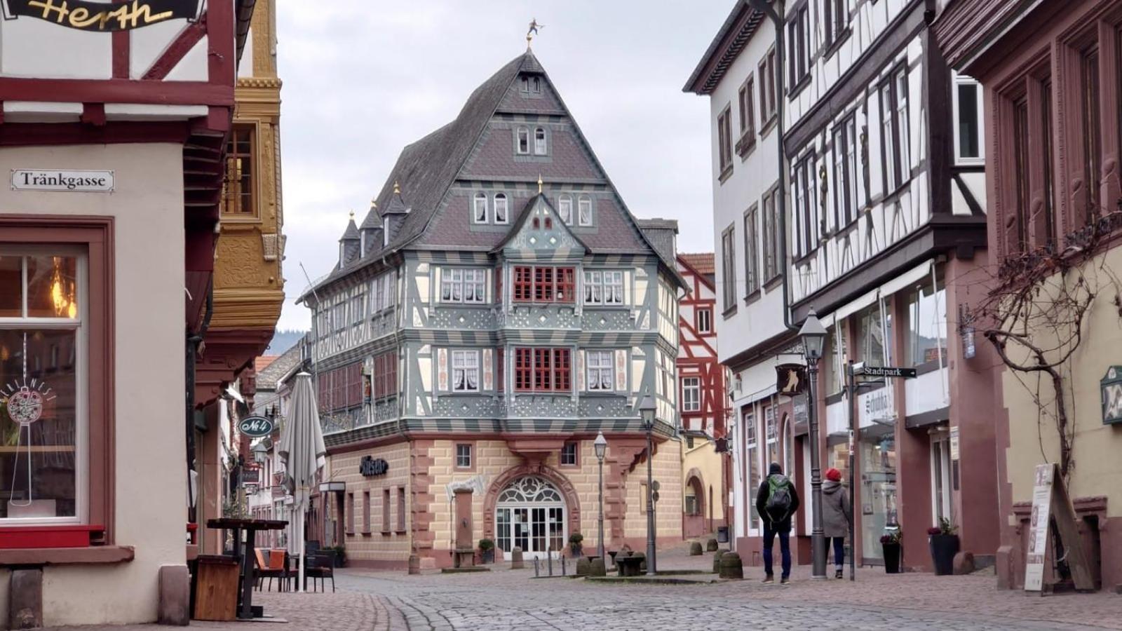 Hotel Zum Riesen - Aelteste Fuerstenherberge Deutschlands Miltenberg Zewnętrze zdjęcie